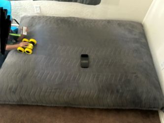 kids crash pad