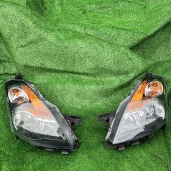 2009 Nissan Altima Headlight Pair
