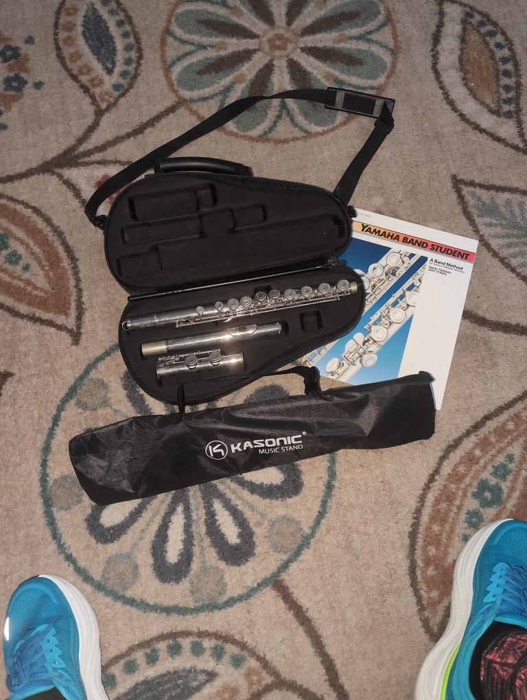 Beginning Flute And Accessories