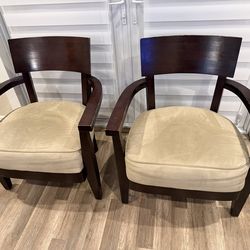 Accent chairs