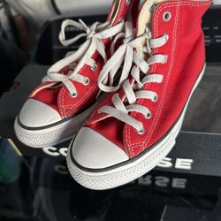 Red Converse 
