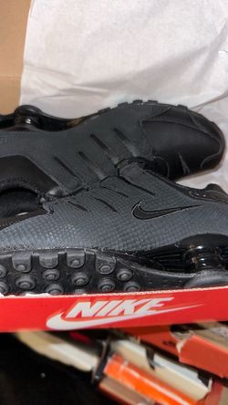 Nike SHOX  NZ  black 8.5 men