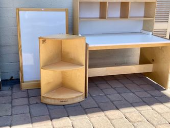 Kids Toddlers Lakeshore Birch Wood 24”Corner Bookcase