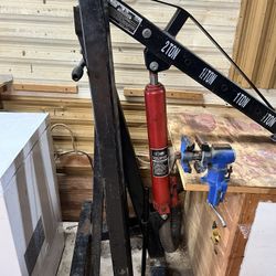 Engine Hoist/Crane 2 Ton