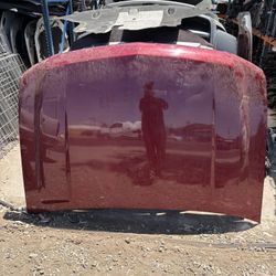 2009 Chevy Suburban Hood 