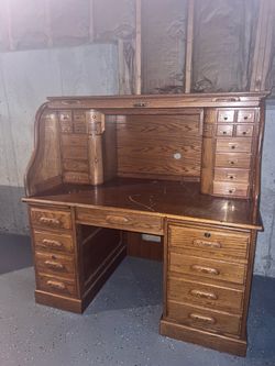 Wood desk with drawers