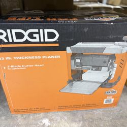 Rigid 13” Thickness Planer 