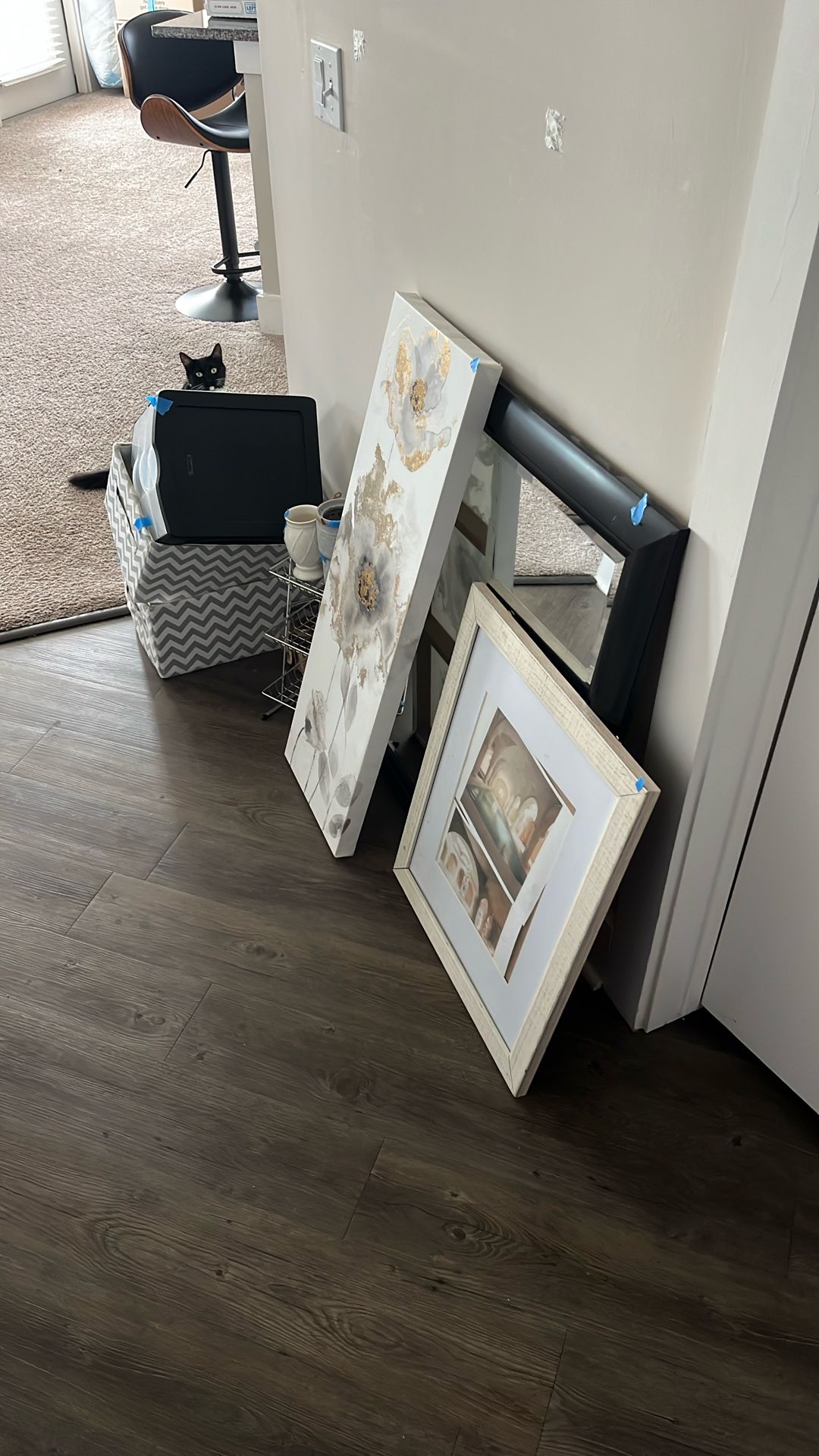 Lonely Home Decor