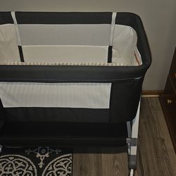 4 in 1 Baby Bassinet, Rocker, and Changing Table
