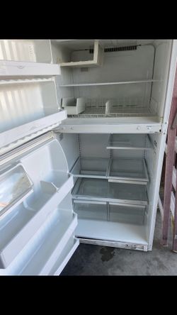 Refrigerator, G E