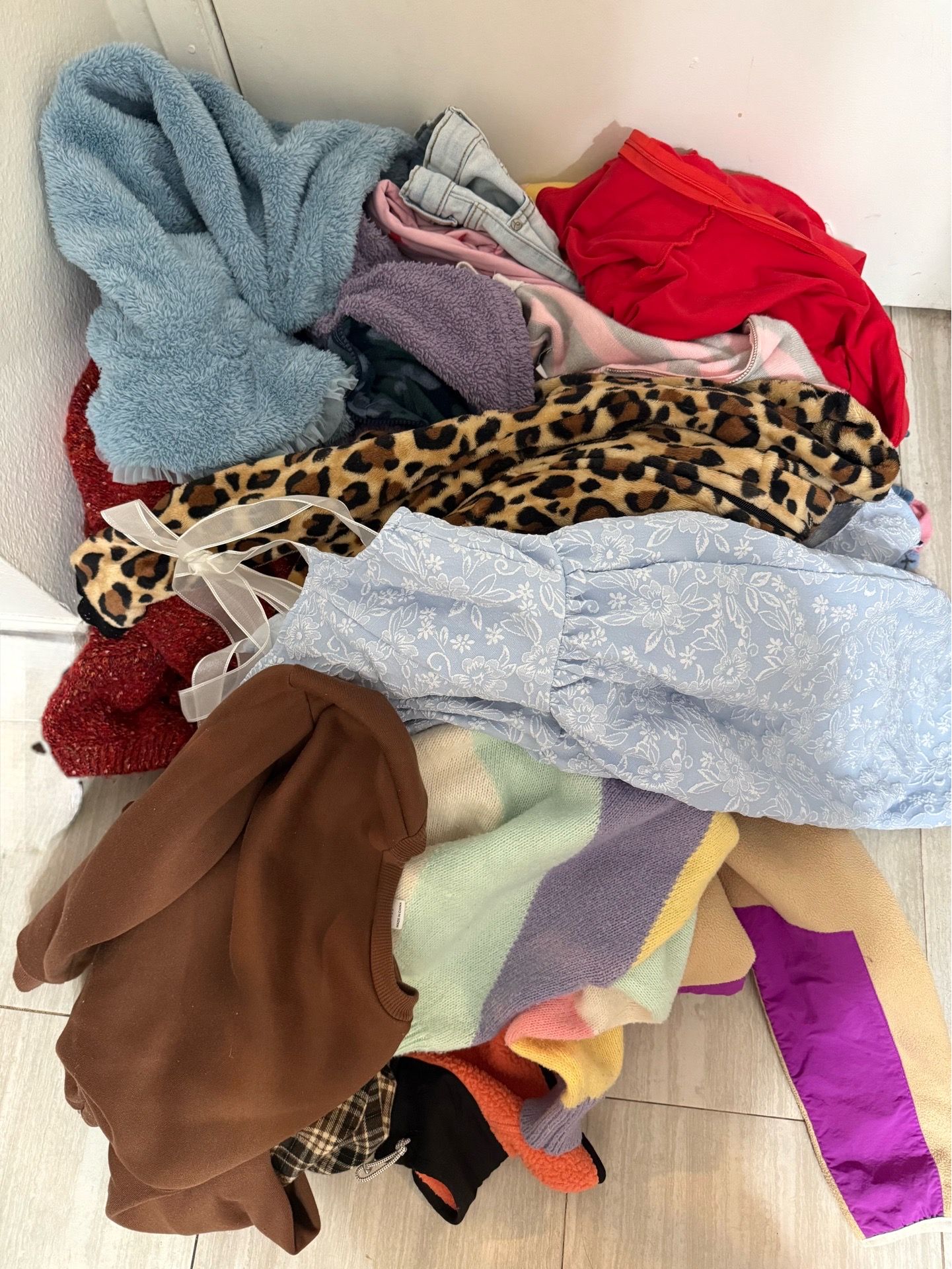 Girls clothes