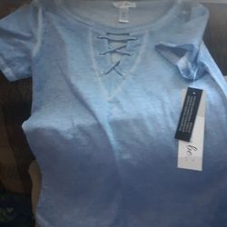 Women's shirt Size Small 