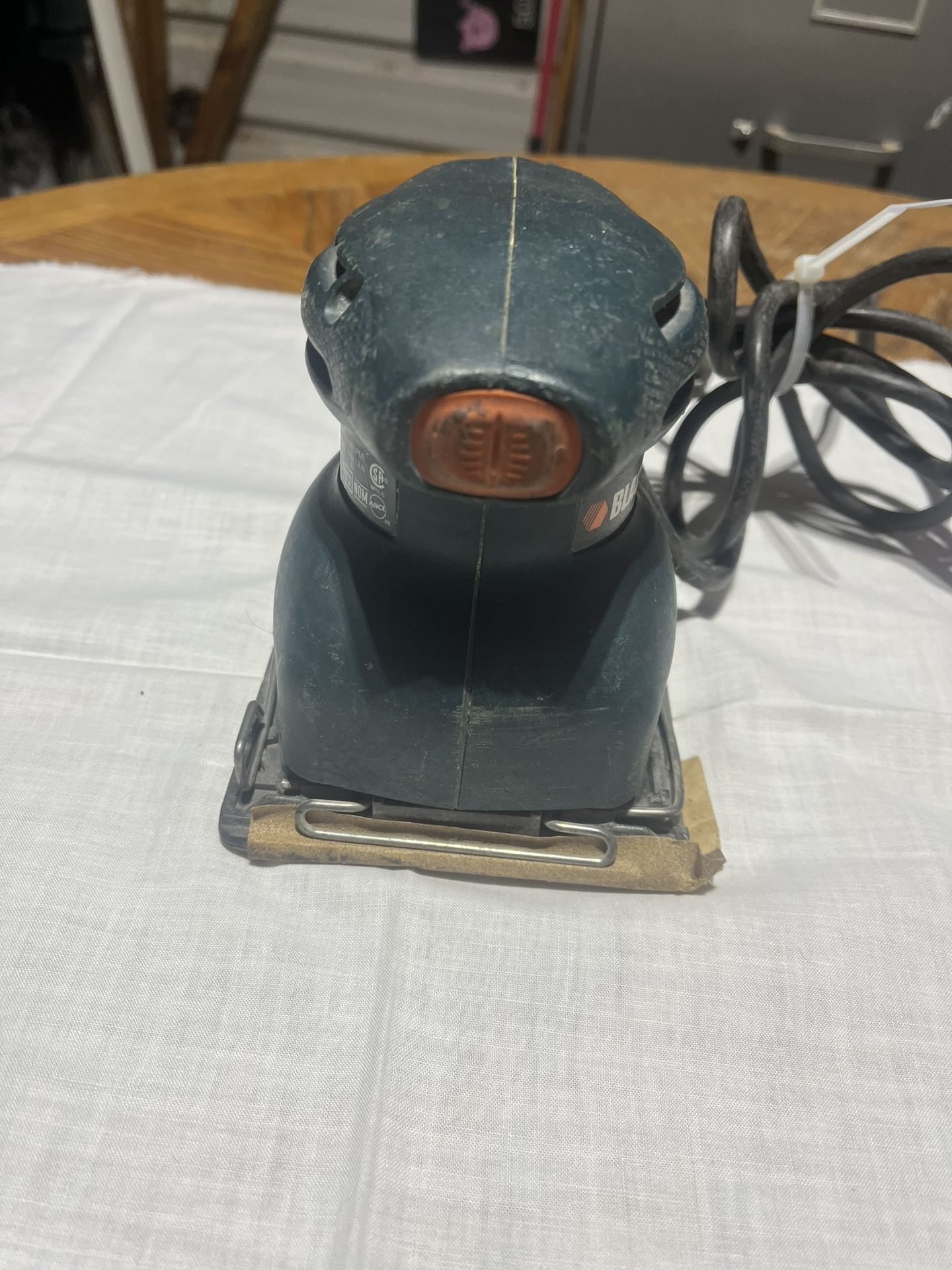 Black & Decker electric sander