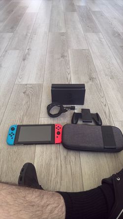 Nintendo Switch complete setup w/ 1tb Memory Card