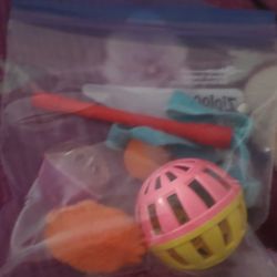 CAT TOYS 