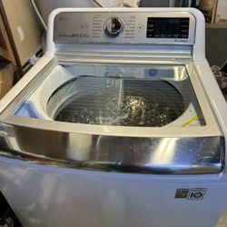 LG Top Loader Washer With Glass