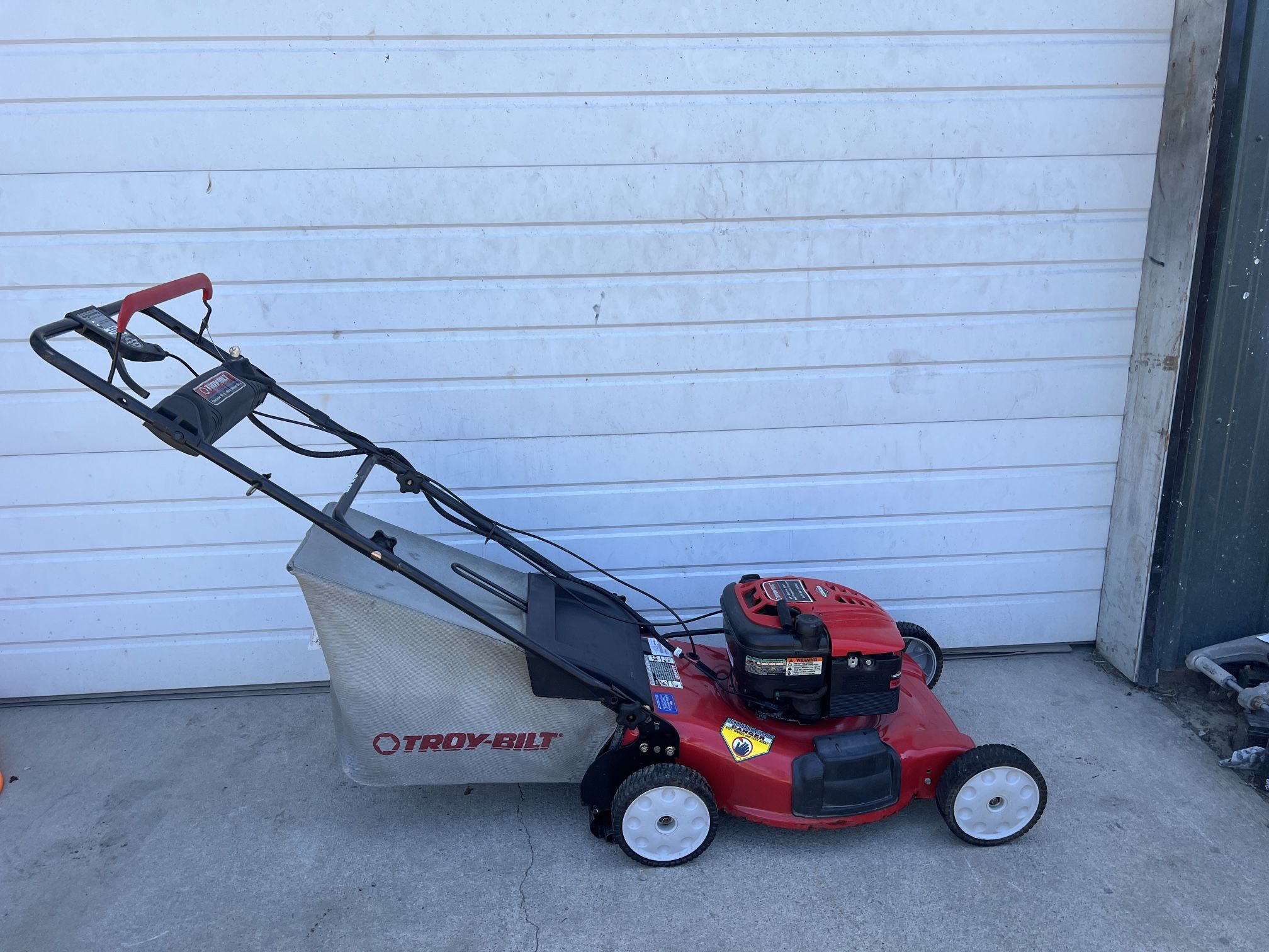Troy Bilt 21” Electric Start Mower