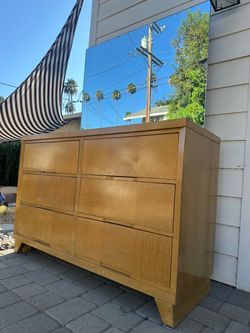 Vintage Mid-Century Modern 6-Drawer Starline Hollywood LA Blonde Dresser with Mirror