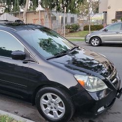 Honda Odyssey 2007 Turning