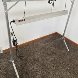iPower LED Foldable Grow Light Stand 4ft and Ferry Morse grow light