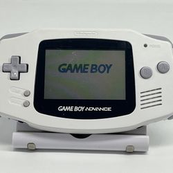 Nintendo GameBoy Advance GBA White Video Game Console AGB-001