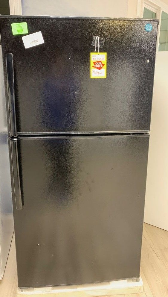 Brand GE GIE21GTHBB refrigerator 8G