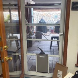 36” Glass Screen Door with Doggy Door