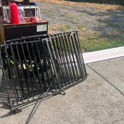 Dog Kennels And Gate 