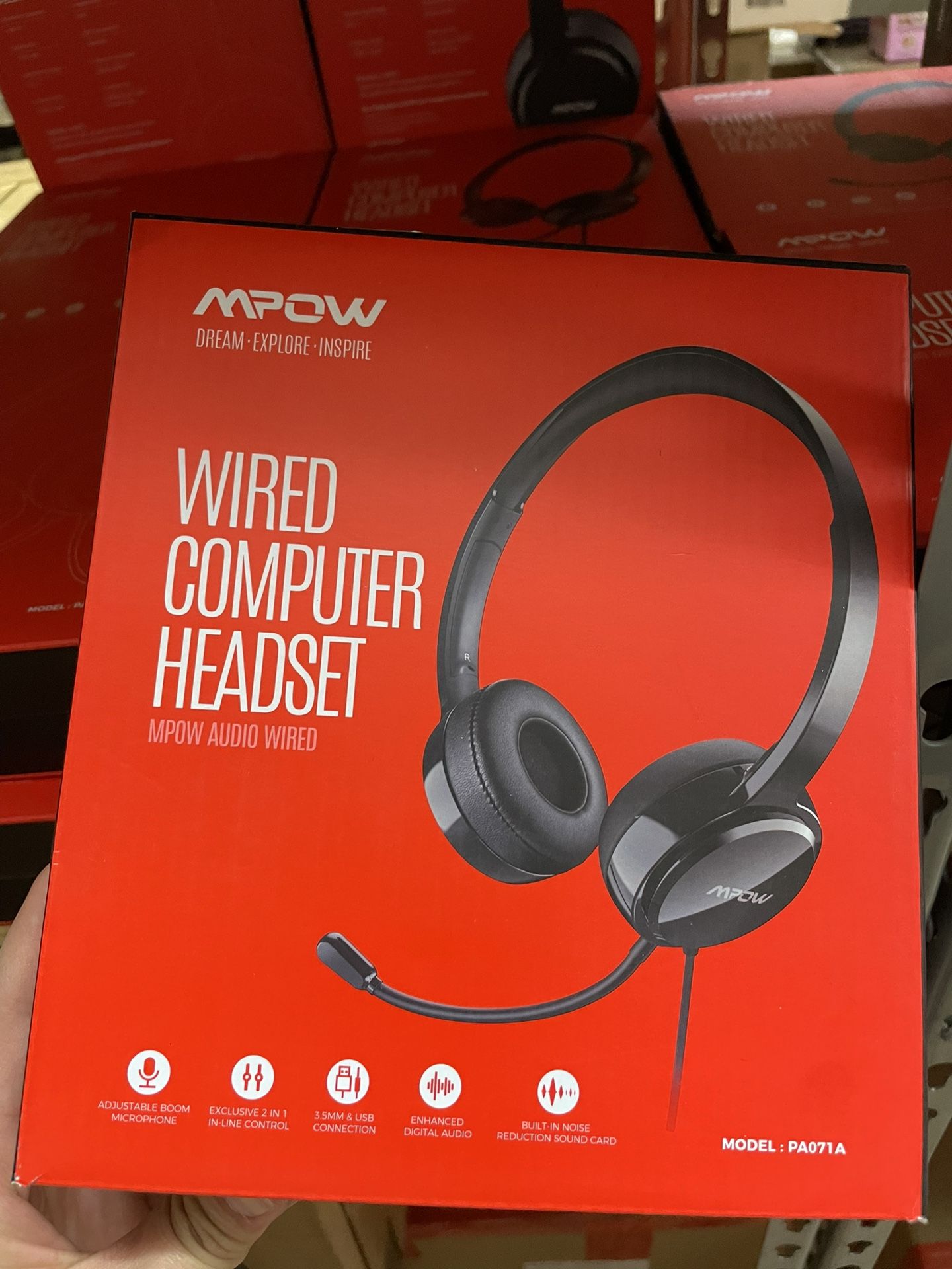 New In Box, Wireless Headset, Wholesale Available (#OXA8CC)