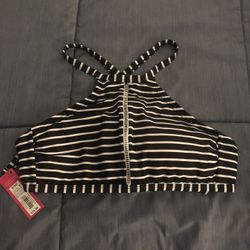 NEW Women’s Swim Top, Size D/DD