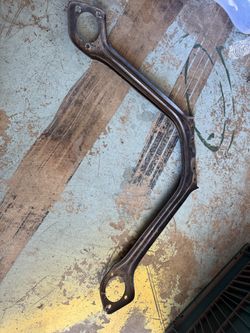 Ford Engine Export Brace Bracket