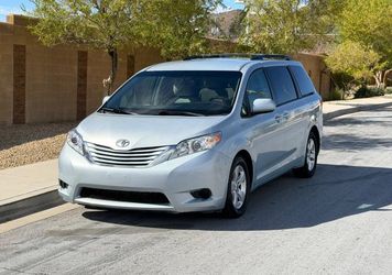 2016 Toyota Sienna