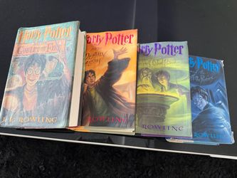 Harry Potter Books (4)