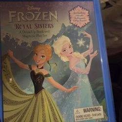 Disney Frozen Dress Up And Magnetic Plqy Set