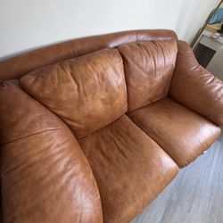 Leather sofa. Excellent condition. Made in Italy.