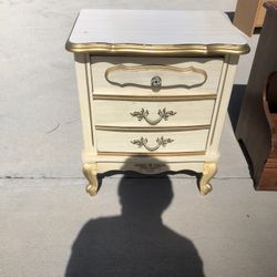 VINTAGE NIGHTSTAND- CREAM COLOR-FRENCH PROVINCIAL