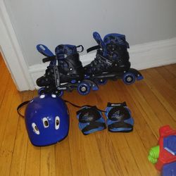 Size 1-4 MEDIUM Matching  Chicago Rollerblades/ Knee Pads/Helmut 