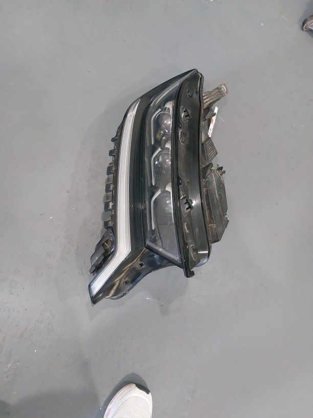 2023 KIA SORENTO RIGHT HEADLIGHT