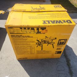 DEWALT
15 Amp Corded 10 in. Job Site Table Saw with Rolling Stand