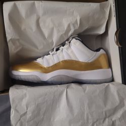 Air Jordan 11 Retro Low BG