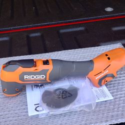 Brand New Ridgid 18V Brushless Cordless Oscillating Multi- Tool (Tool Only)
