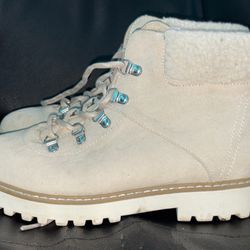 Beige Winter Boots