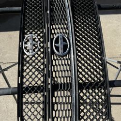 05-10 Scion Tc Grills