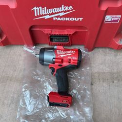 Milwaukee Impact Wrench 1/2 Square Ring 1400LB Cat No. 2967-20 (NEW) 