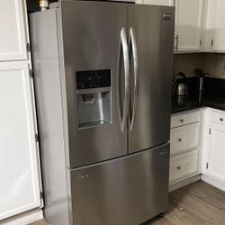 Refrigerator Frigidaire