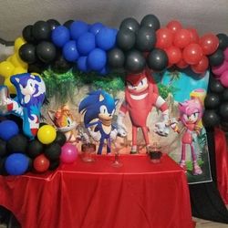 Sonic Ballon garland