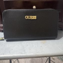 Guess Wallet 