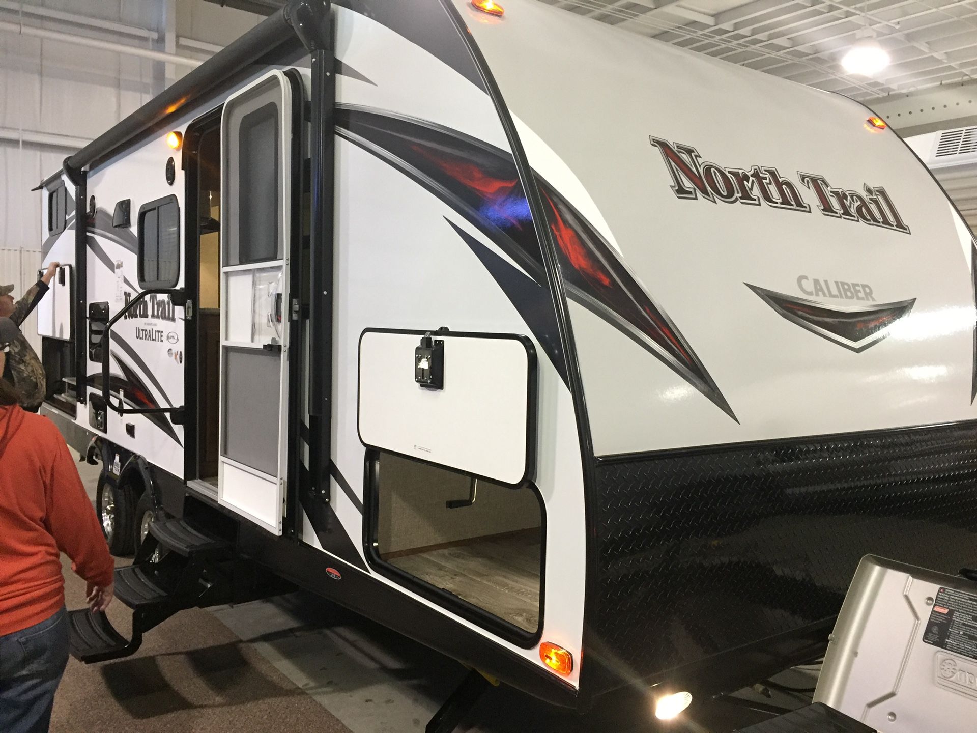 2017 Heartland North Trail 24BHS - Like New