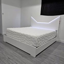 New High Gloss Panel Bed With Led Lights ✨0% Interest Finance Available No Credit Needed 