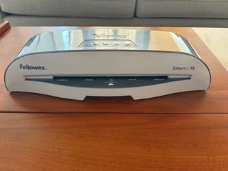 Fellowes Saturn2 95 Laminator - Like New, w/ Pouches